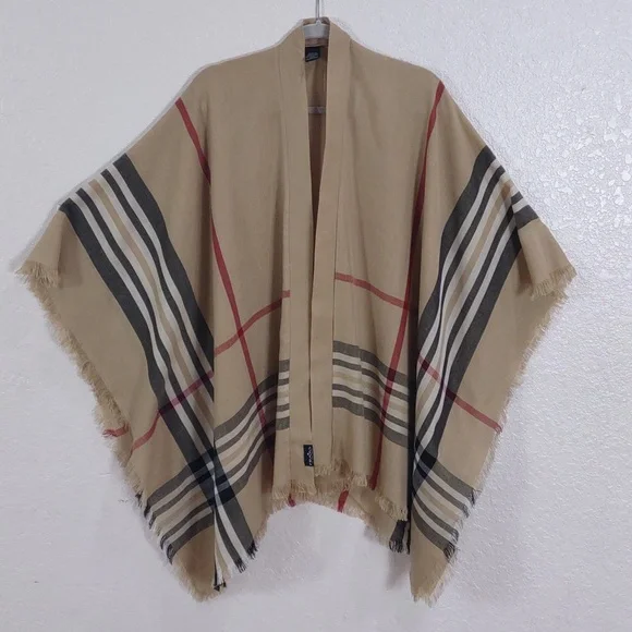 Fraas Lightweight Border Plaid Poncho,Color Camel. - Picture 3 of 13